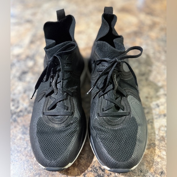 Lululemon Women’s Chargeful 2 Mid Workout Athletic Sneakers - Picture 5 of 16